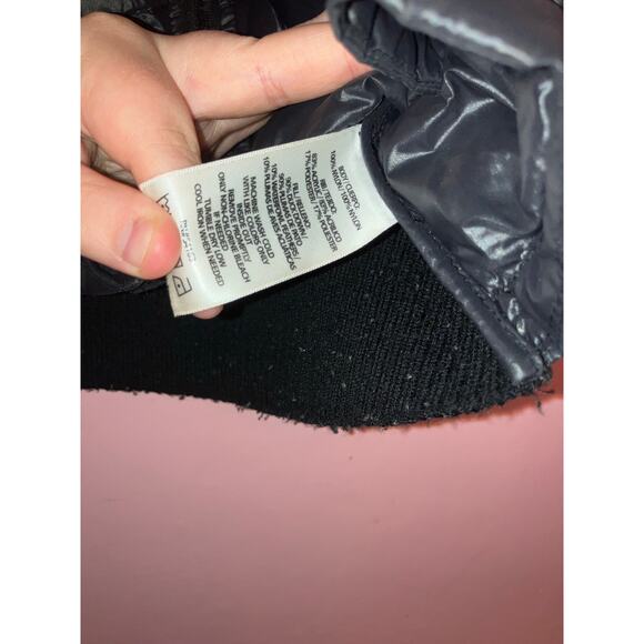 Calvin Klein black down feathers puffer vest size small - Picture 5 of 6